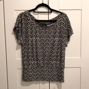 LIMITED geometric cap-sleep dark gray top, XS